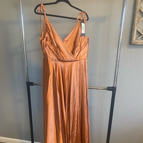 New Sienna satin bridesmaid dress from sparkleygowns.com - Picture 3 of 7